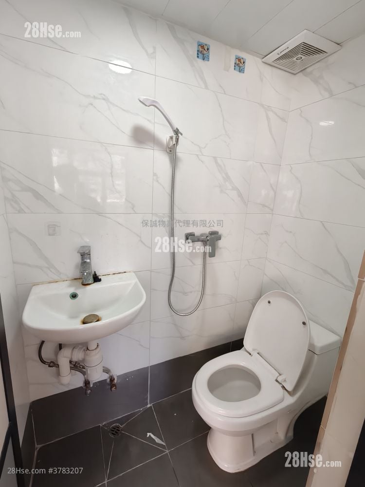 合力工业中心 租盘 185 平方尺