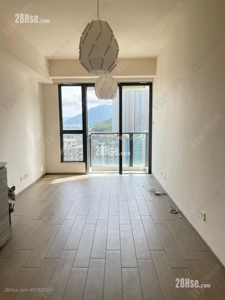 天晋 售盘 2 房 , 1 浴室 530 平方尺