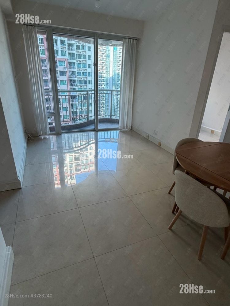Central Park Towers Sell 2 Bedrooms , 1 Bathroom 498 ft²