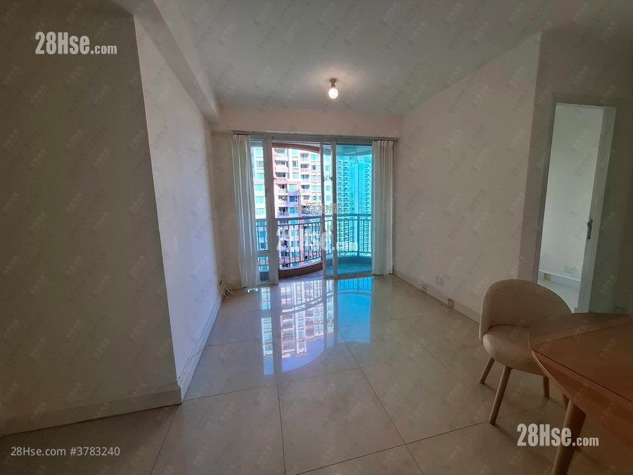 Central Park Towers Sell 2 Bedrooms , 1 Bathroom 498 ft²
