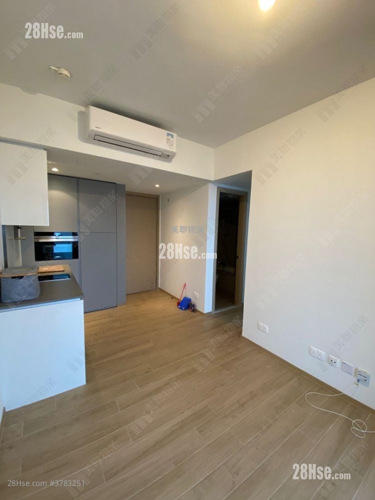 Lp6 Sell 2 Bedrooms 422 ft²