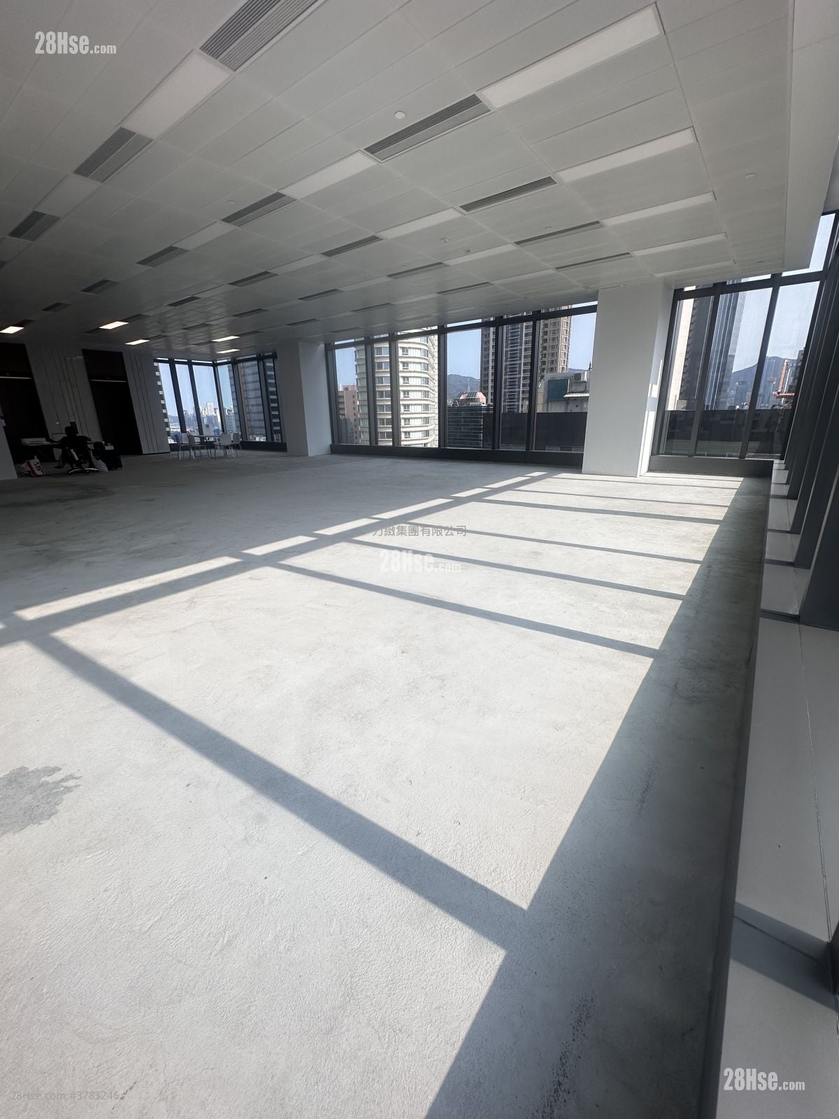 尖沙咀某甲级写字楼 租盘 3 厕所