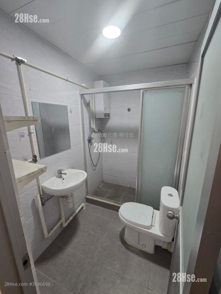 健威花园 售盘 2 房 , 1 浴室 446 平方尺