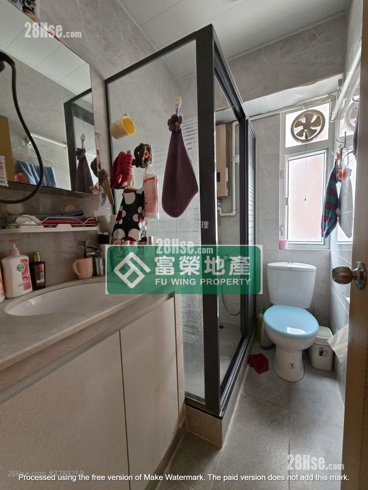 Champion House Sell 2 Bedrooms , 1 Bathroom 590 ft²