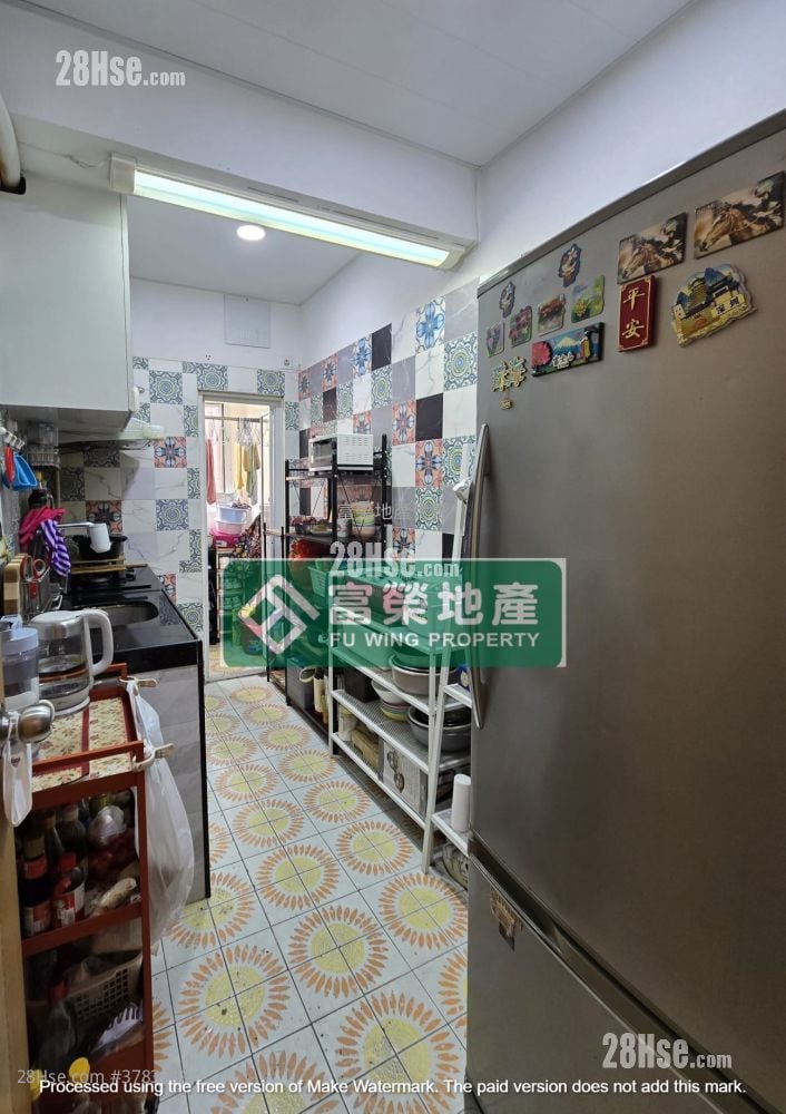 Champion House Sell 2 Bedrooms , 1 Bathroom 590 ft²