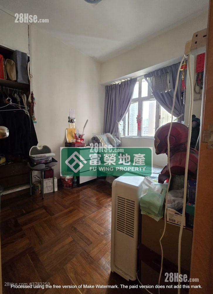 Champion House Sell 2 Bedrooms , 1 Bathroom 590 ft²