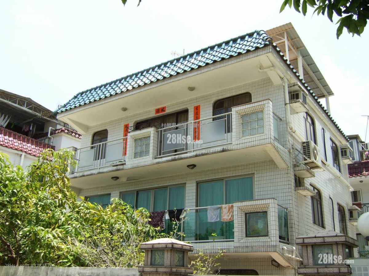 村屋 售盘 3 房 , 1 浴室 700 平方尺