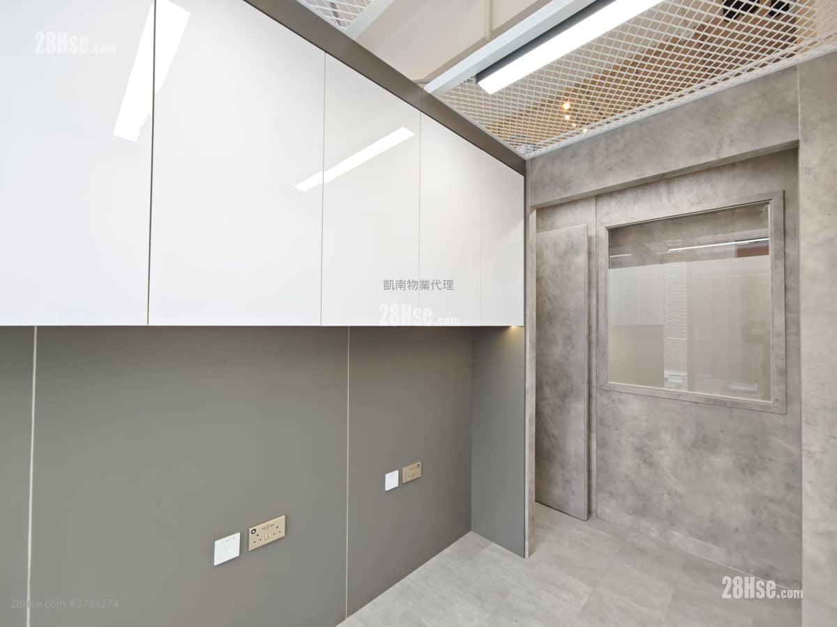 W668 Rental 3 Bedrooms