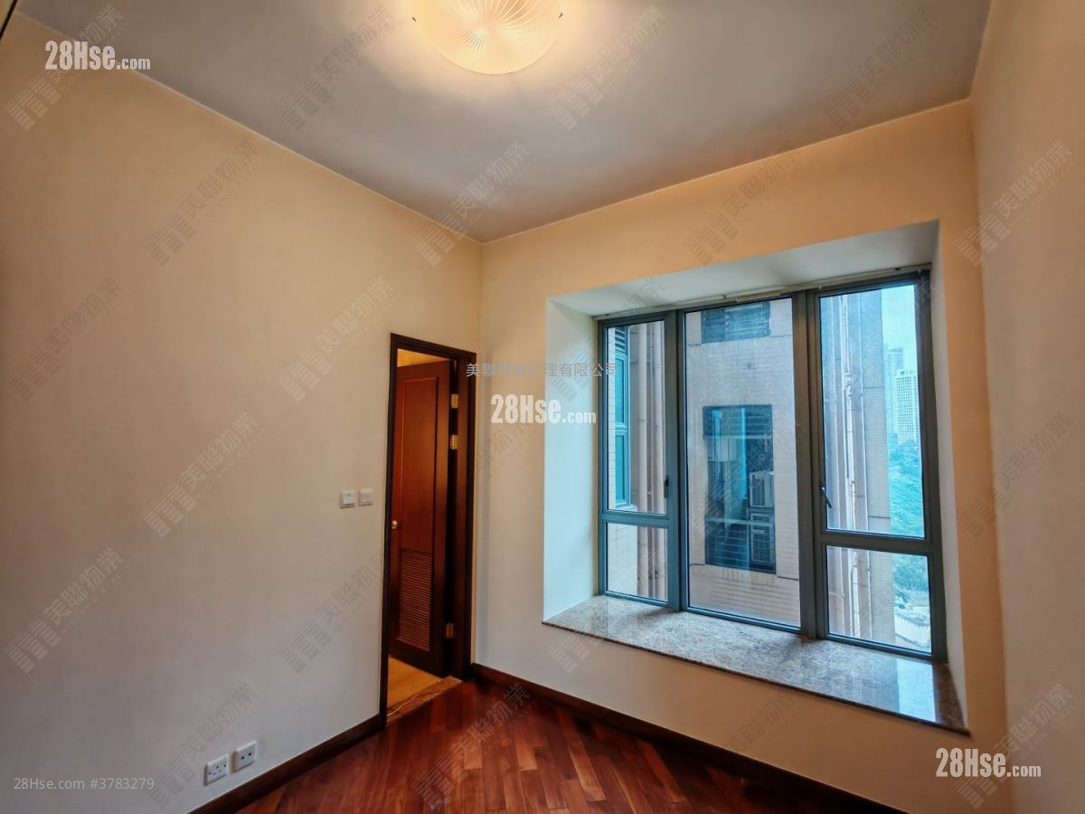 The Palazzo Sell 4 Bedrooms , 4 Bathrooms 1,444 ft²