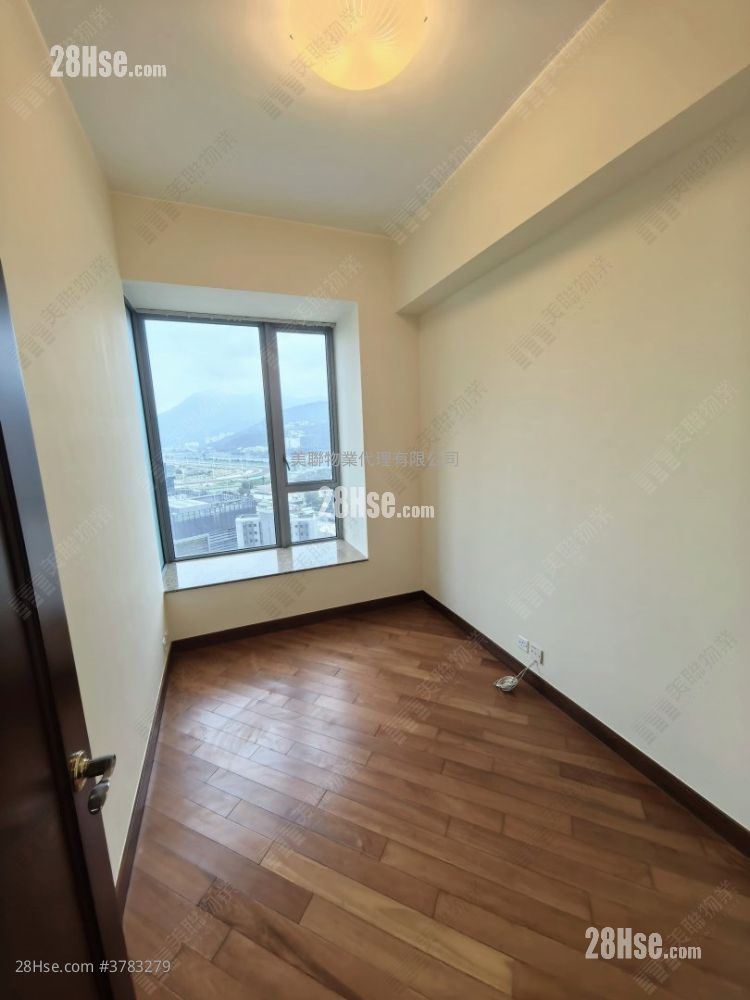 The Palazzo Sell 4 Bedrooms , 4 Bathrooms 1,444 ft²