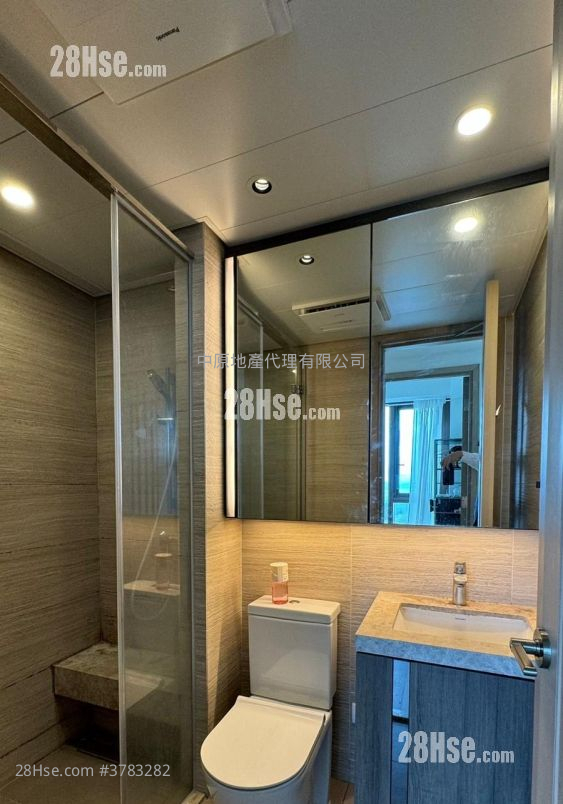 LP6 售盘 3 房 , 2 浴室 702 平方尺