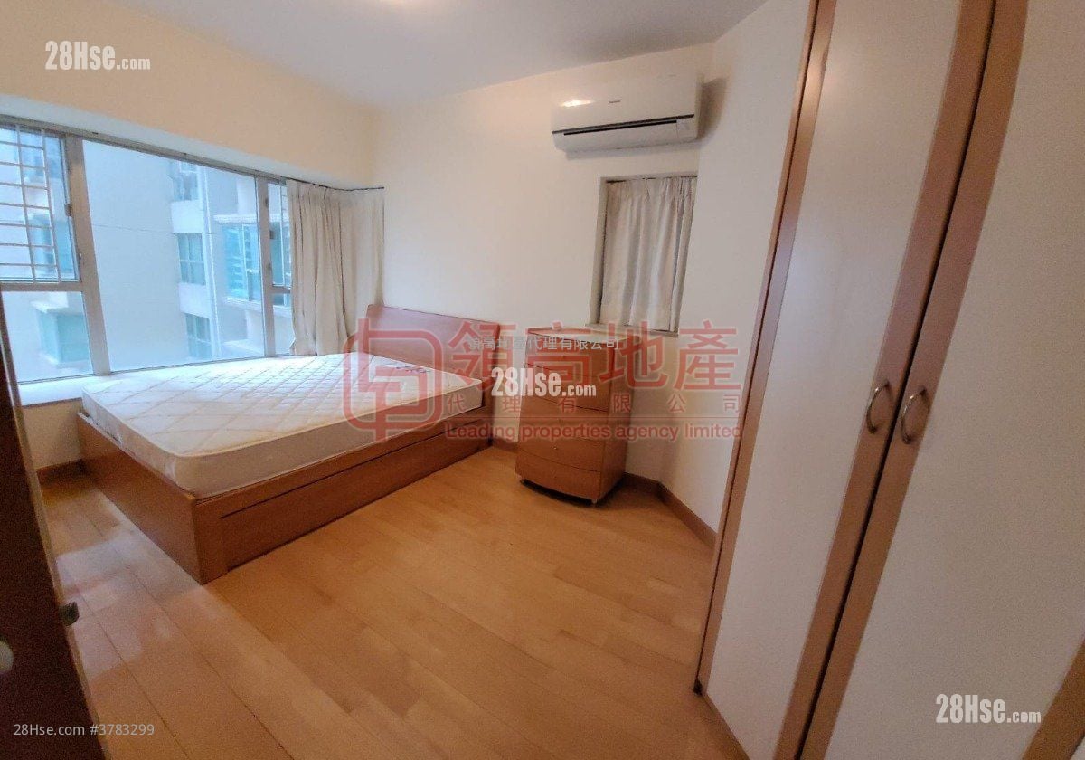 The Waterfront Rental 3 Bedrooms , 1 Bathroom 794 ft²