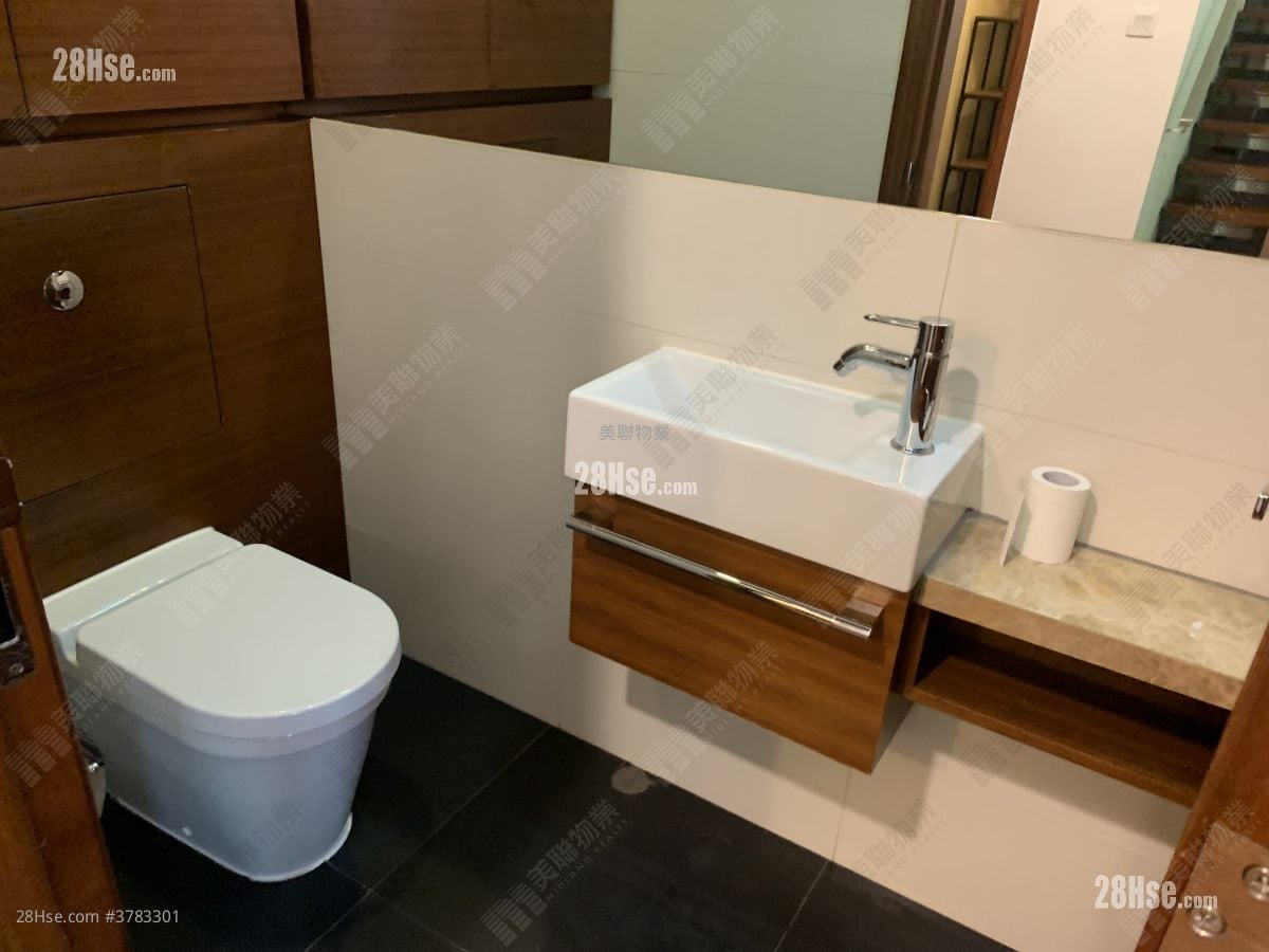 皇璧 售盘 4 房 , 5+ 浴室 2,561 平方尺