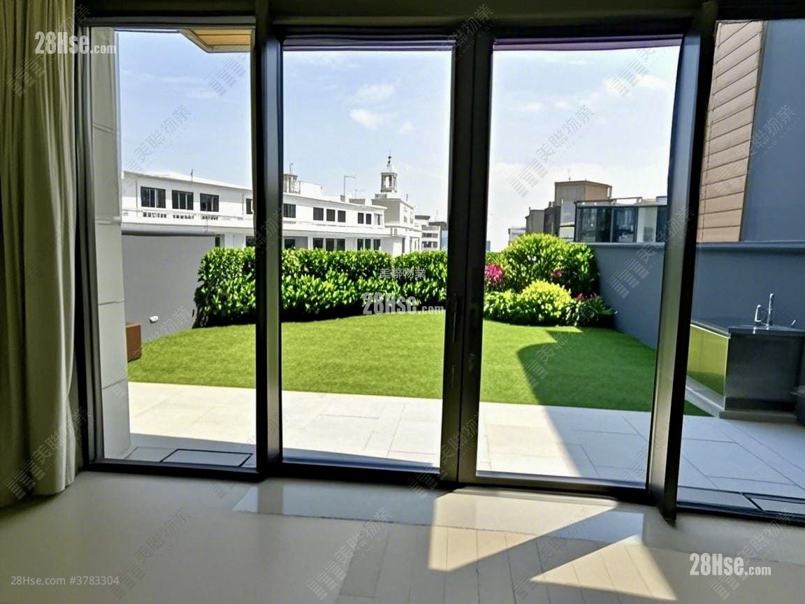 The Bloomsway Rental 4 Bedrooms , 5+ Bathrooms 2,542 ft²