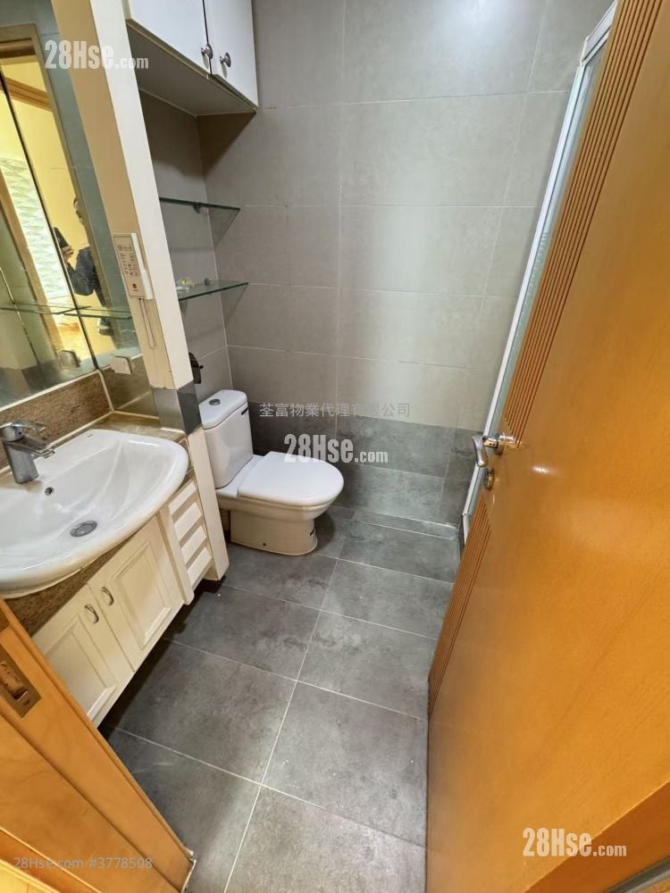 名逸居 租盘 2 房 , 1 浴室 551 平方尺