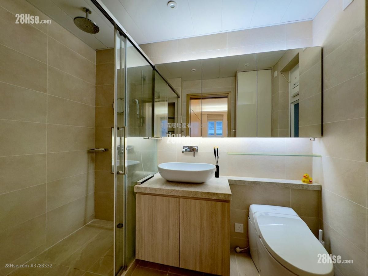 Sau Lai Garden Sell 5+ Bedrooms 2,655 ft²