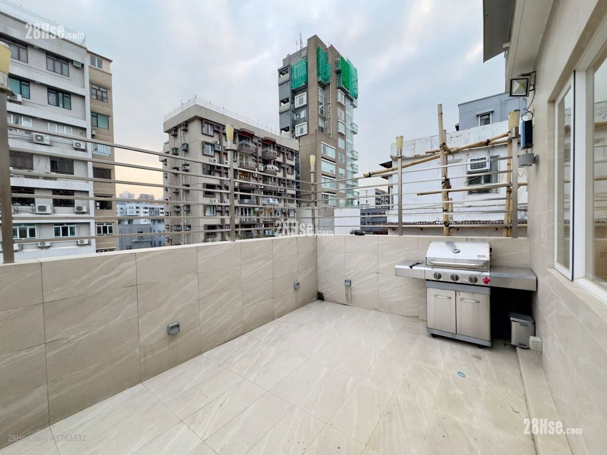 Sau Lai Garden Sell 5+ Bedrooms 2,655 ft²