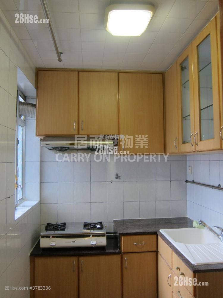 Riviera Gardens Sell 2 Bedrooms , 1 Bathroom 422 ft²