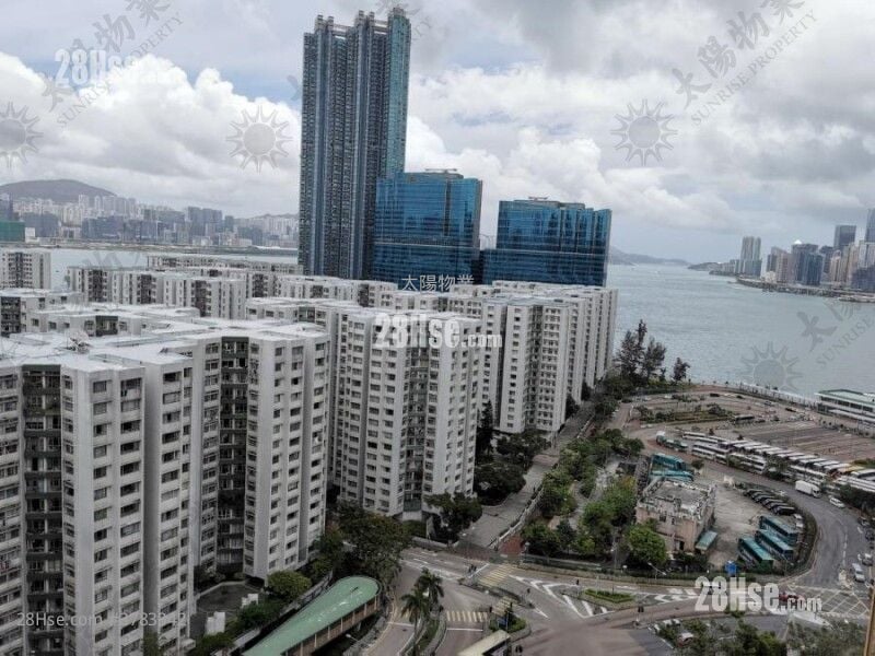 Harbour Place Rental 3 Bedrooms 590 ft²