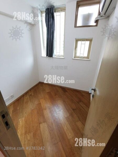 Harbour Place Rental 3 Bedrooms 590 ft²