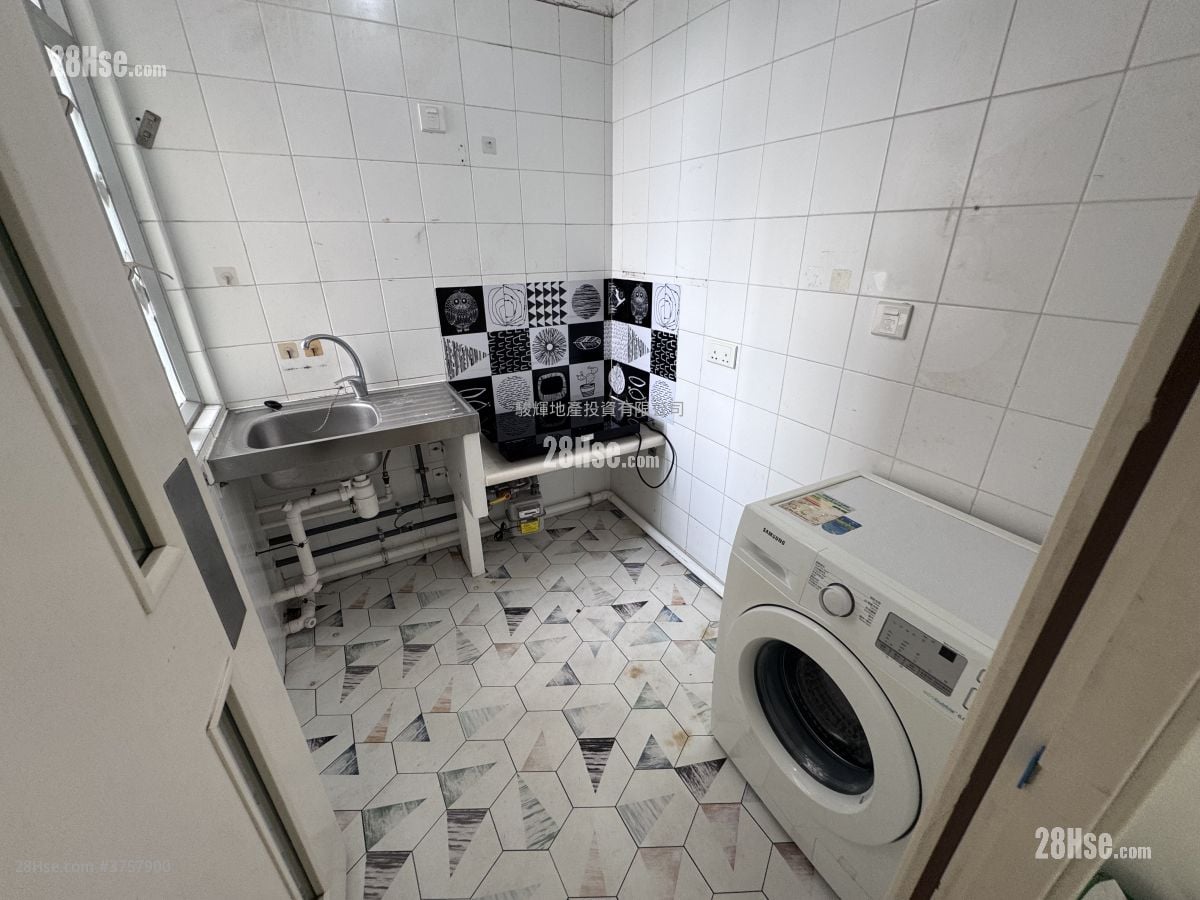 Lai Tsui Court Sell 1 Bedroom , 1 Bathroom 376 ft²