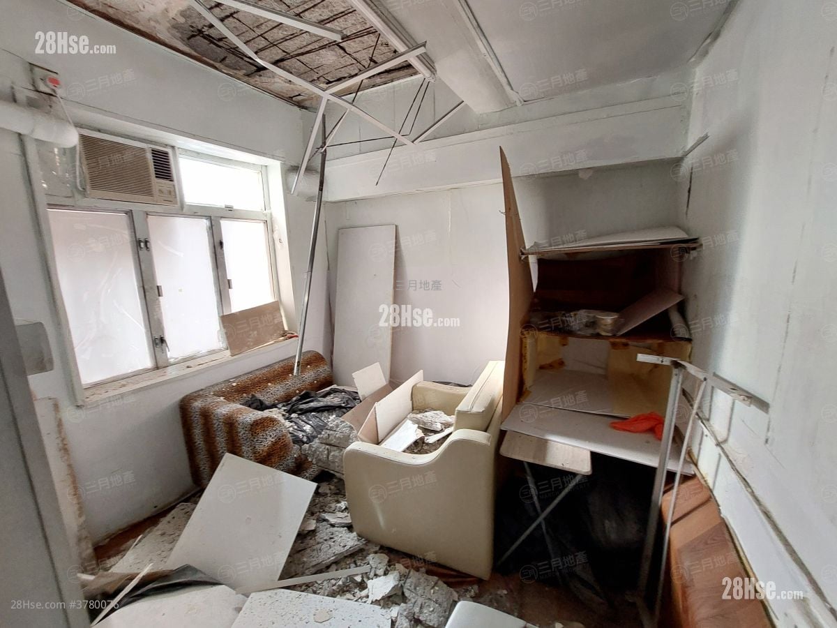 705 Shanghai Street Sell 4 Bedrooms , 3 Bathrooms 560 ft²