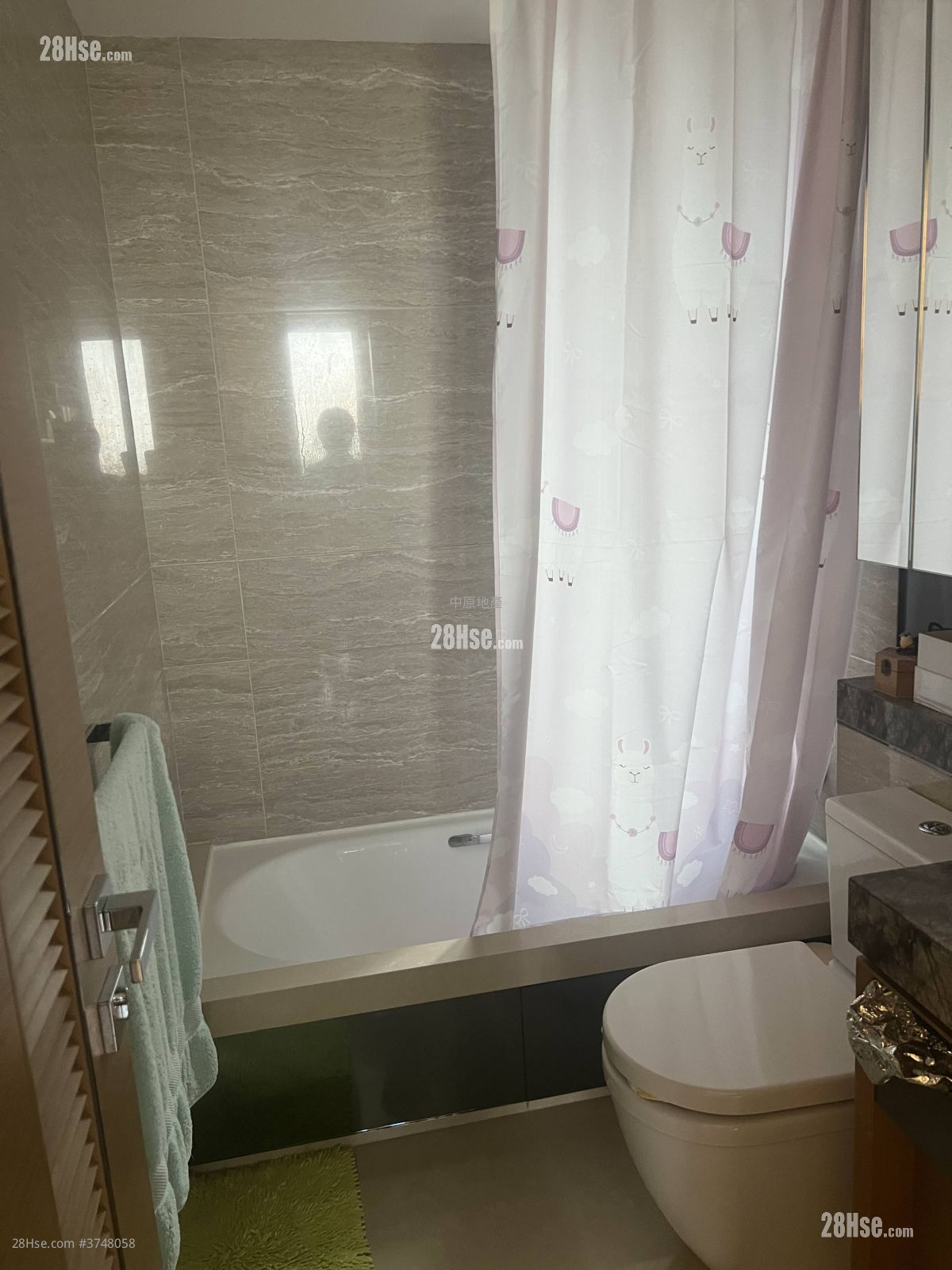 峻巒 售盤 2 房 572 平方呎