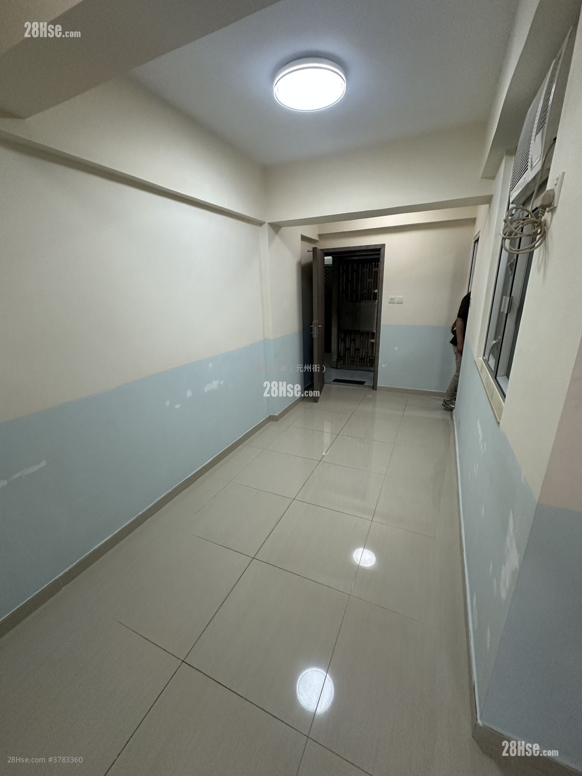 Eastland Towers Sell 364 ft²