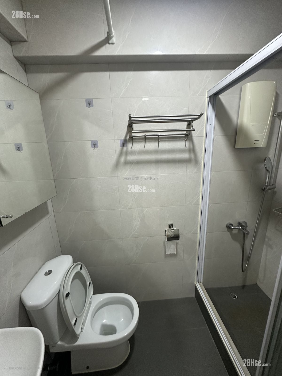 Eastland Towers Sell 364 ft²