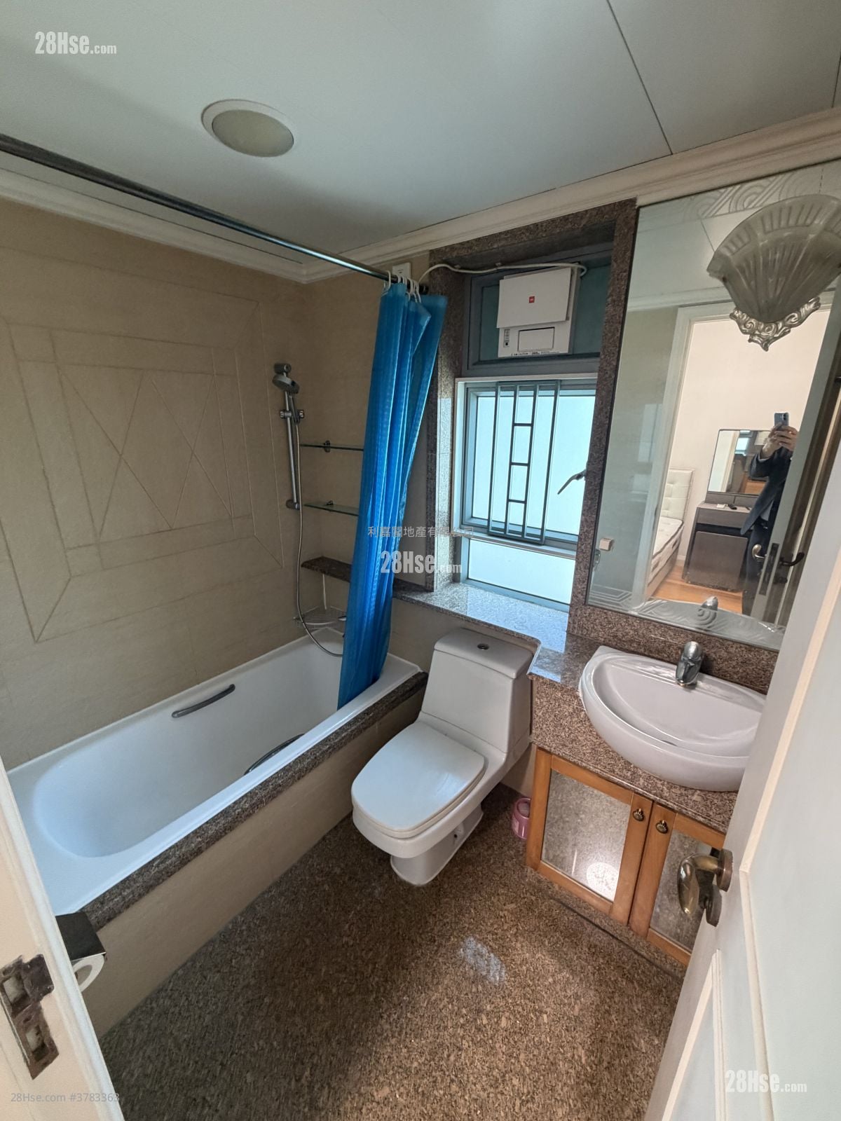 Caribbean Coast Rental 3 Bedrooms , 2 Bathrooms 710 ft²