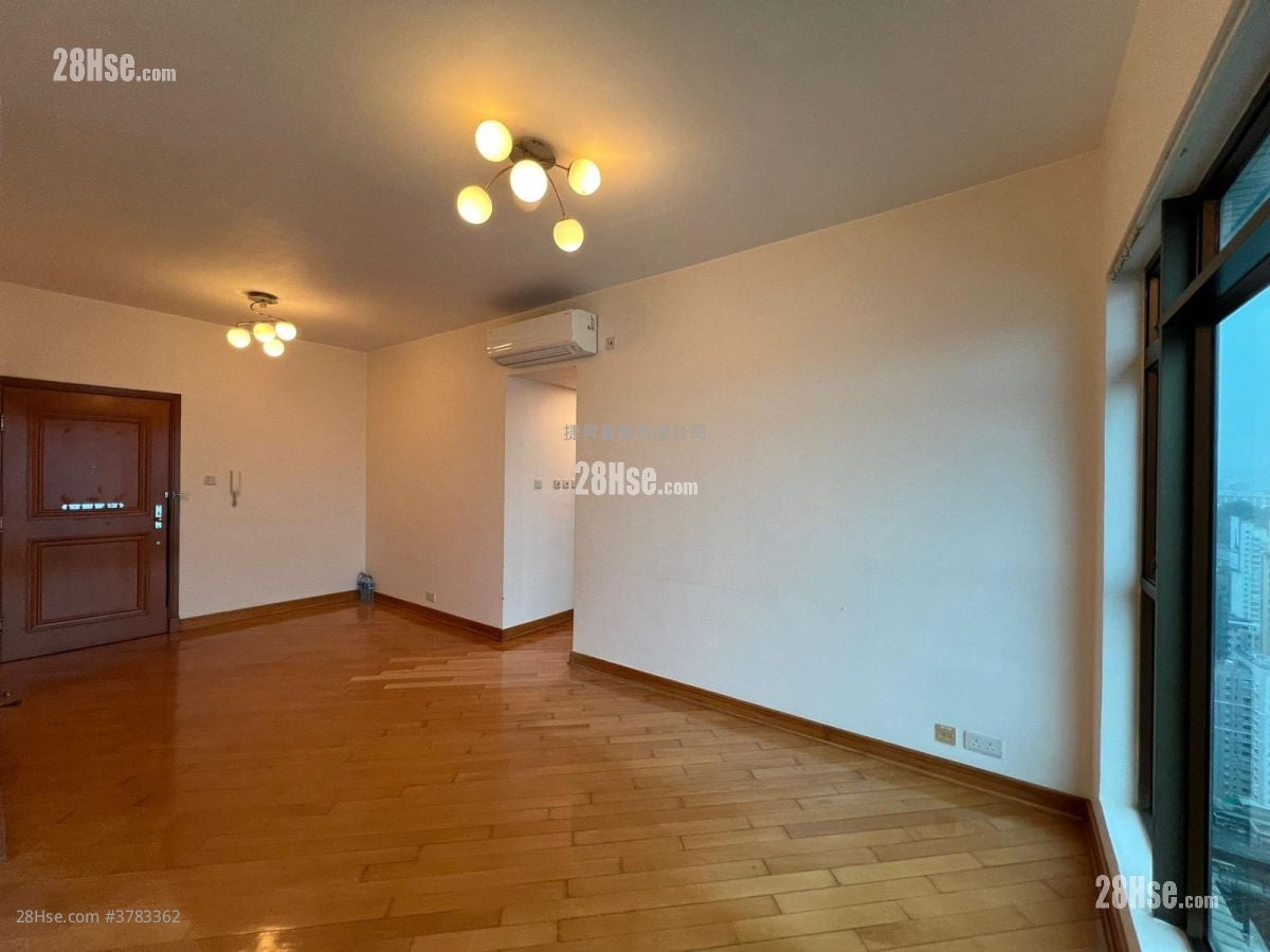 Royal Peninsula Sell 4 Bedrooms , 2 Bathrooms 563 ft²