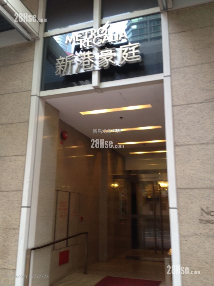 Metroregalia Rental 3 Bedrooms , 1 Bathroom 464 ft²