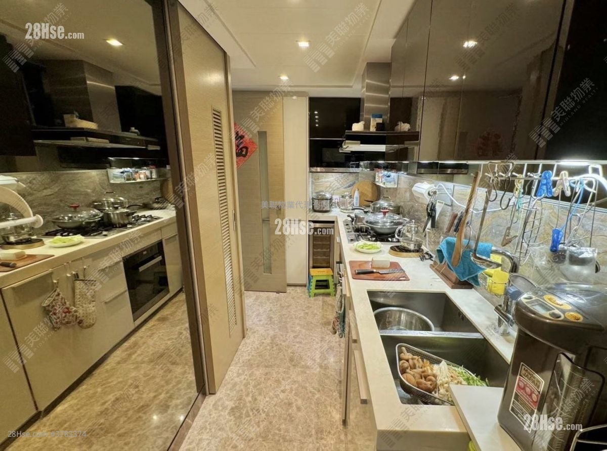 The Wings Sell 4 Bedrooms 977 ft²