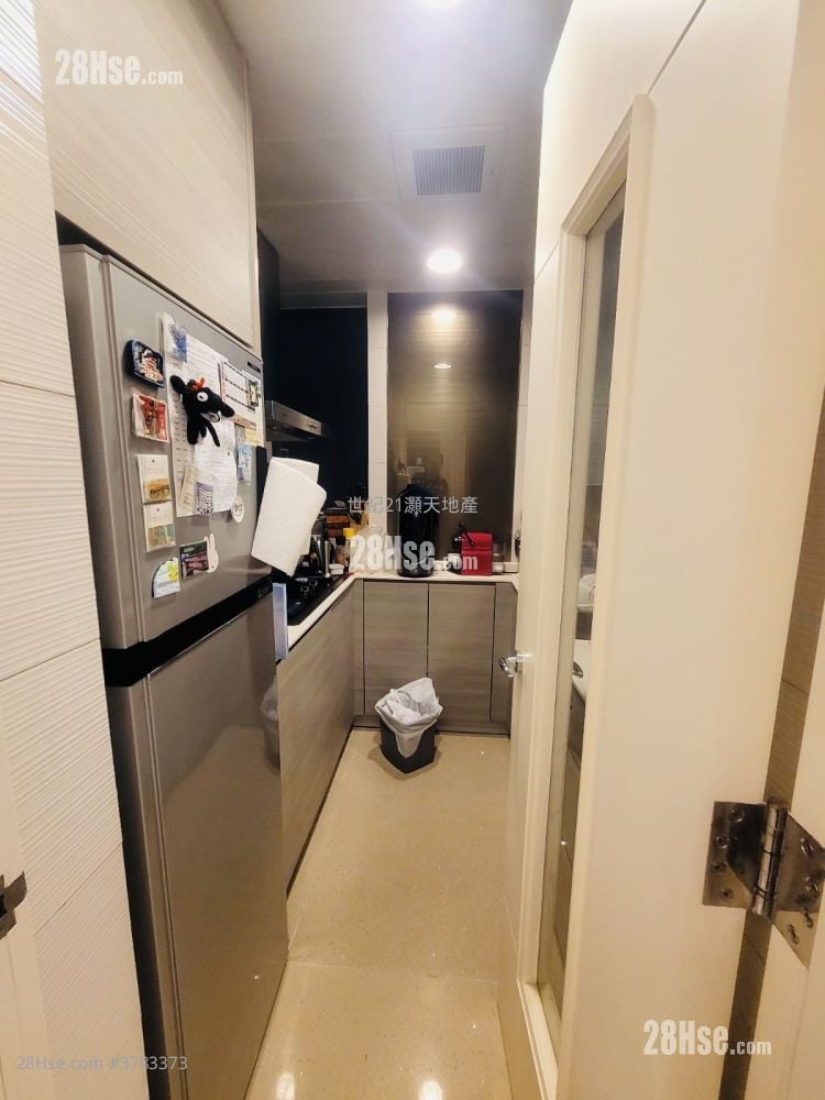 Mont Vert Sell 3 Bedrooms , 2 Bathrooms 750 ft²