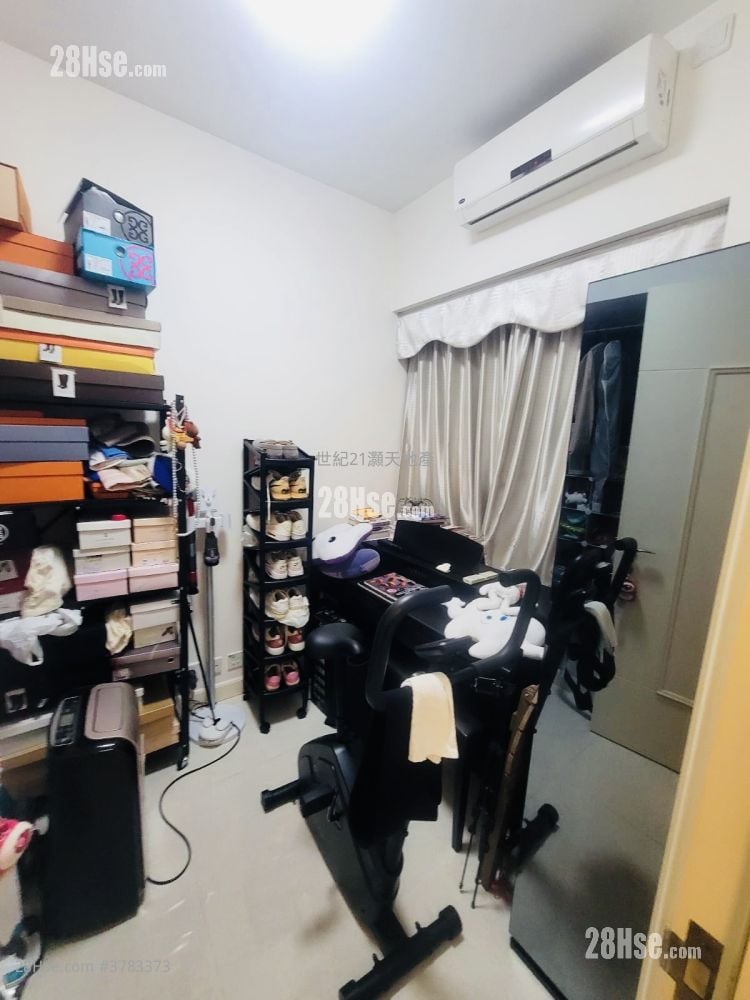 Mont Vert Sell 3 Bedrooms , 2 Bathrooms 750 ft²