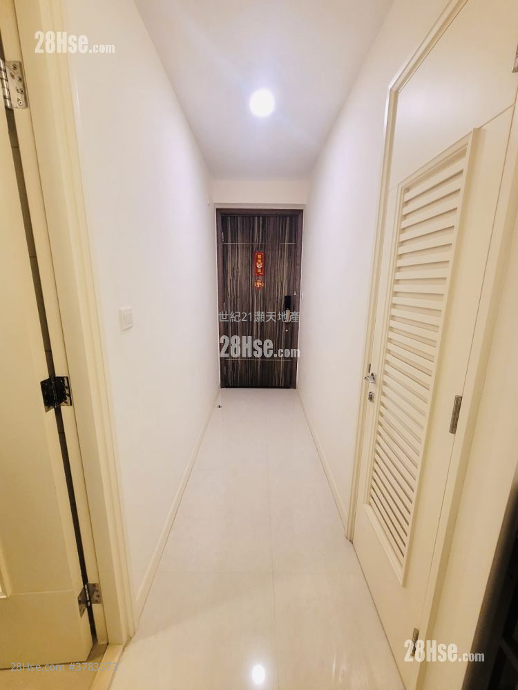 Mont Vert Sell 3 Bedrooms , 2 Bathrooms 750 ft²