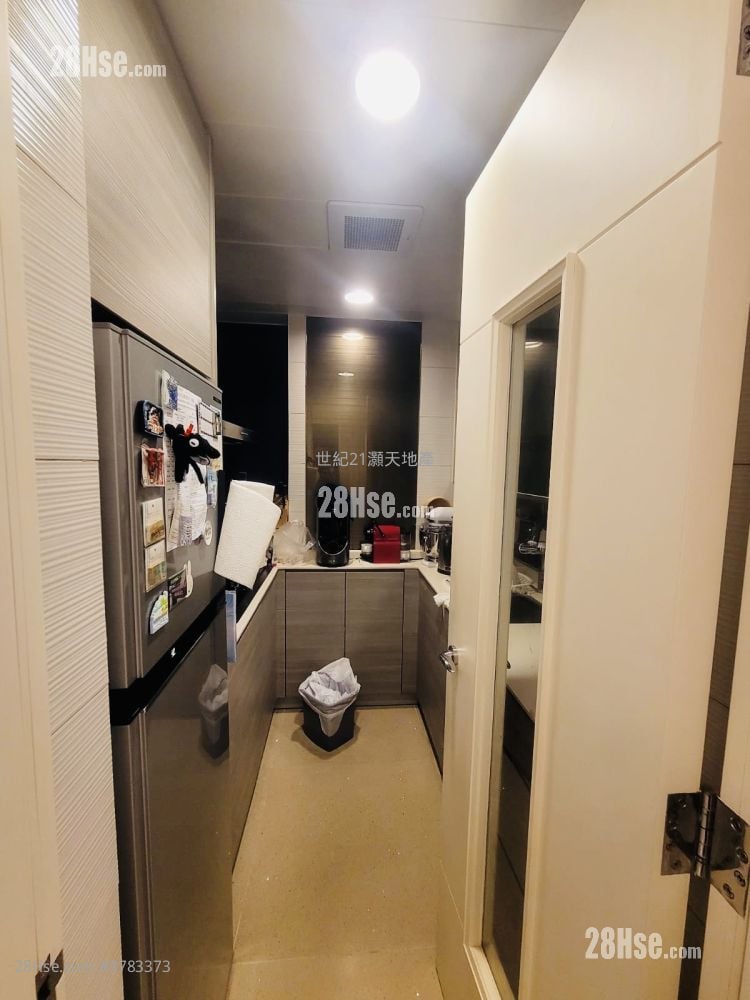 Mont Vert Sell 3 Bedrooms , 2 Bathrooms 750 ft²