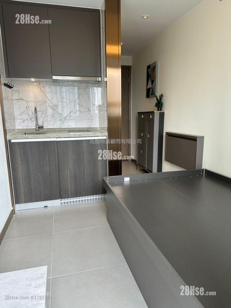 AVA228 租盘 开放式间隔 , 1 浴室 155 平方尺