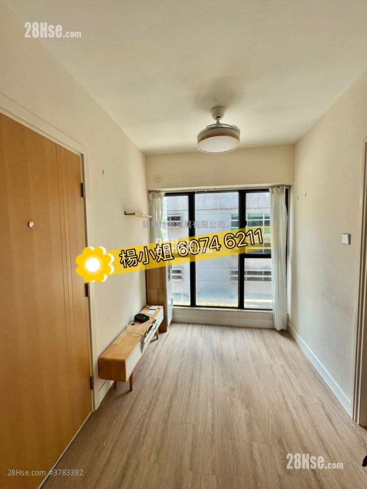 Apartment Sell 2 Bedrooms , 1 Bathroom 307 ft²