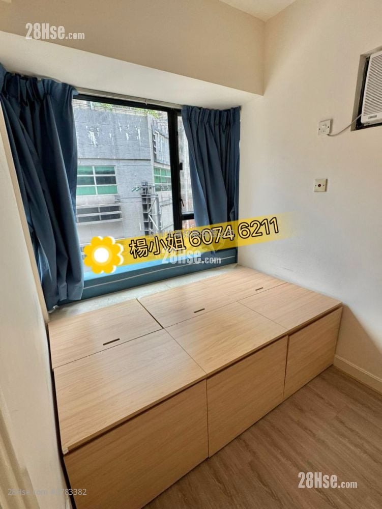 Apartment Sell 2 Bedrooms , 1 Bathroom 307 ft²