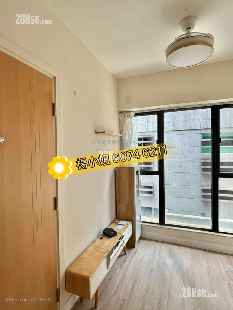 Apartment Sell 2 Bedrooms , 1 Bathroom 307 ft²