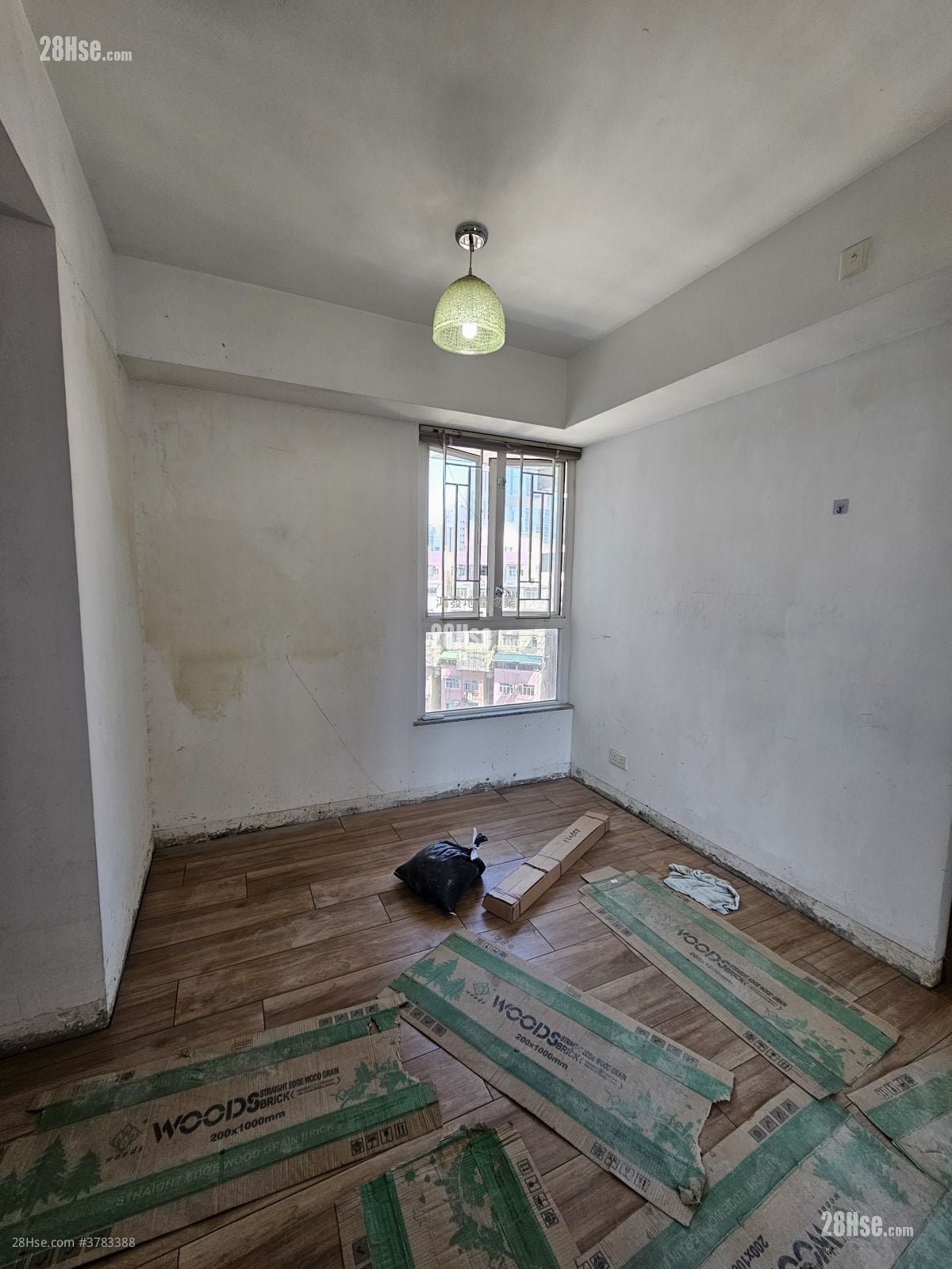 Metroregalia Rental 3 Bedrooms , 1 Bathroom 464 ft²