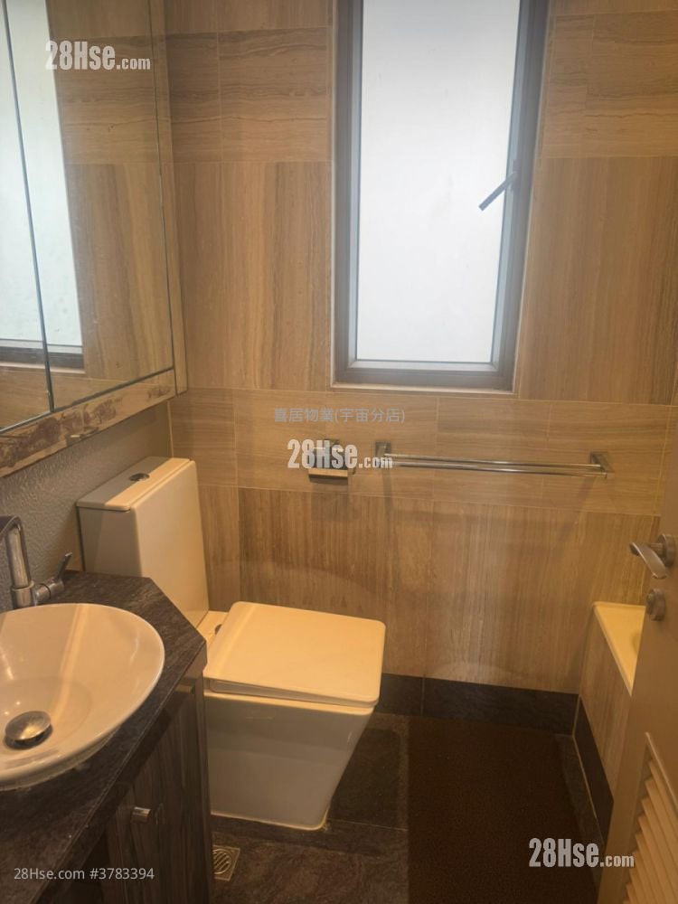 Residence 228 Sell 3 Bedrooms , 1 Bathroom 543 ft²