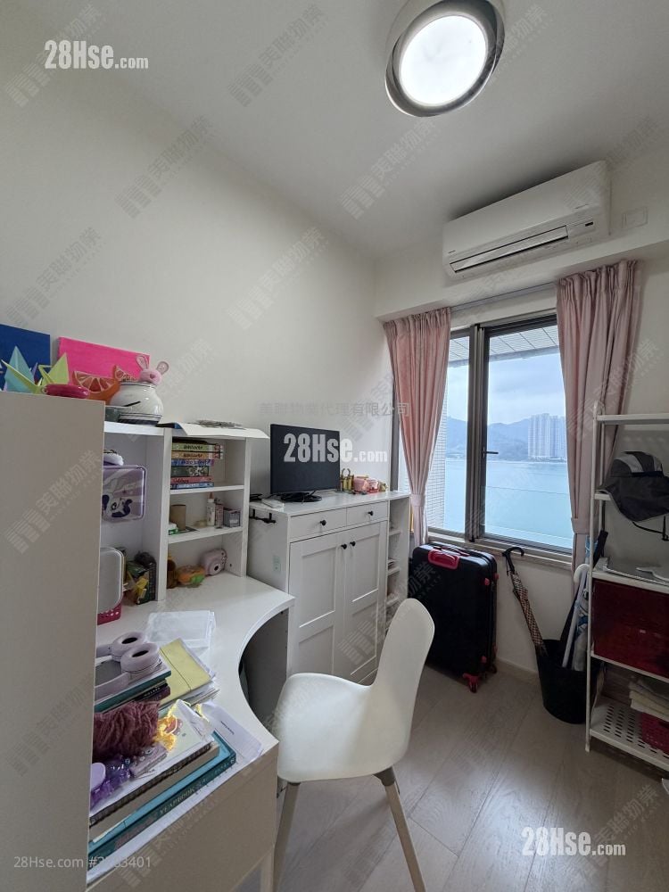 Sea To Sky Sell 3 Bedrooms 763 ft²