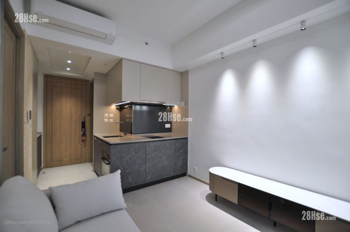 飞扬 租盘 1 房 , 1 浴室 283 平方尺