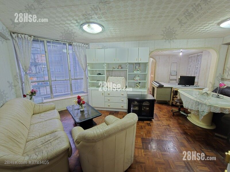 Whampoa Garden Sell 3 Bedrooms 681 ft²