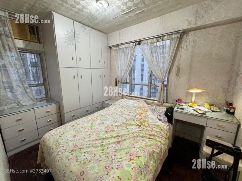 Whampoa Garden Sell 4 Bedrooms 681 ft²