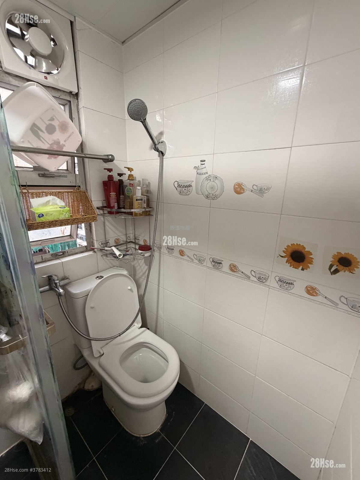 Kam Tong Building Rental Studio , 1 Bathroom 207 ft²