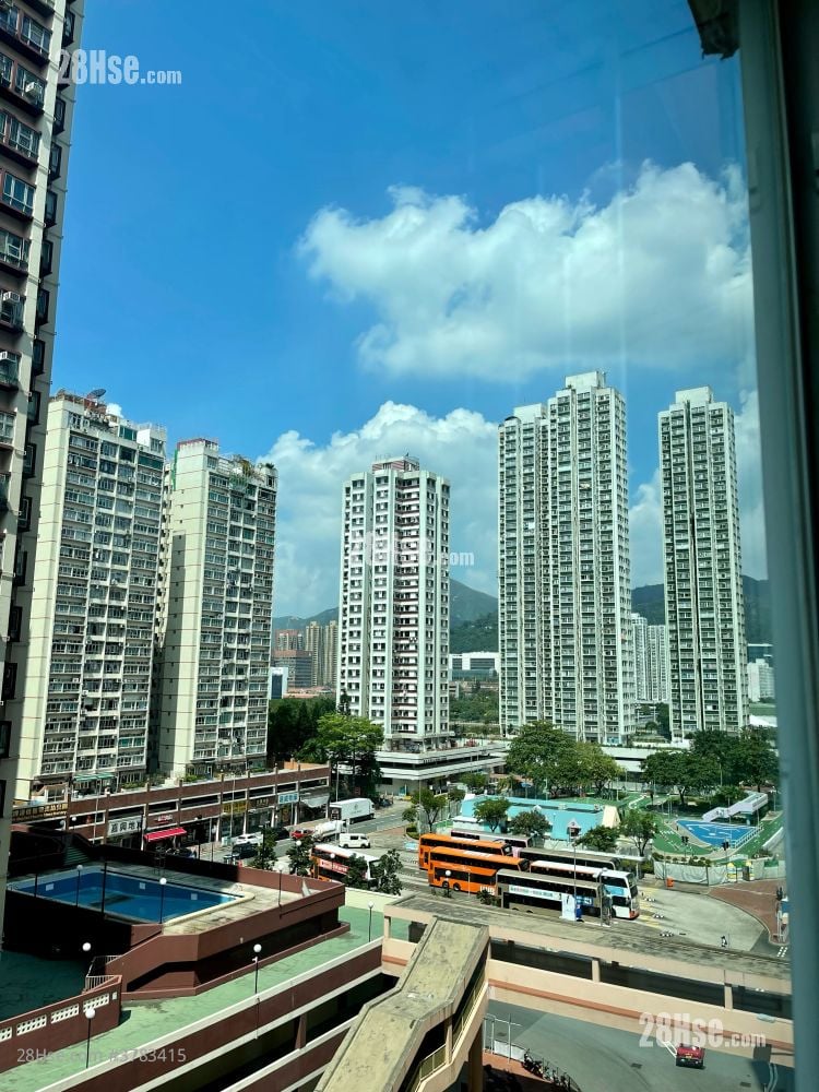 Chuen Fai Centre Rental Studio , 1 Bathroom 266 ft²