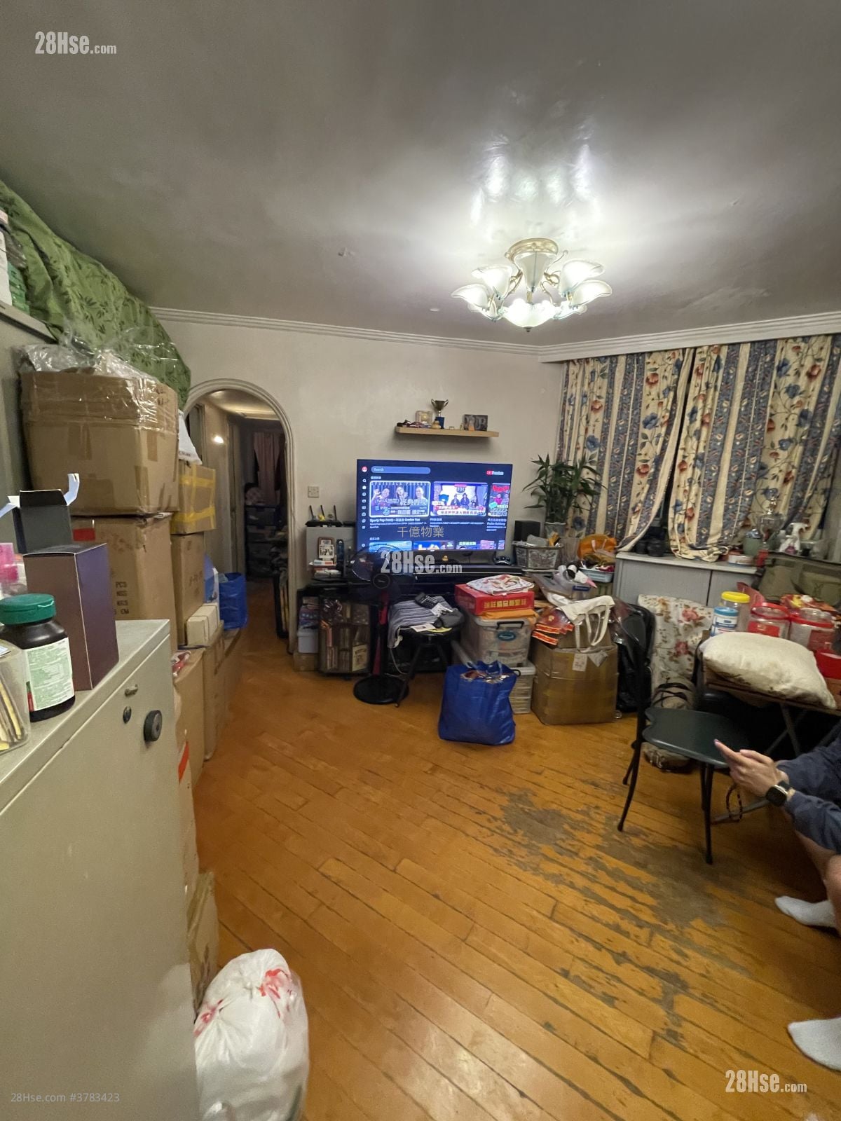 Po Hei Court Sell 3 Bedrooms , 2 Bathrooms 625 ft²